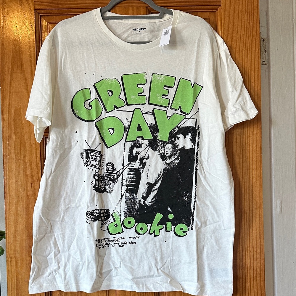 Old Navy Green Day Tee